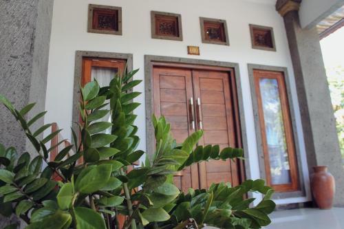 kubu garden suites and villas nusa dua