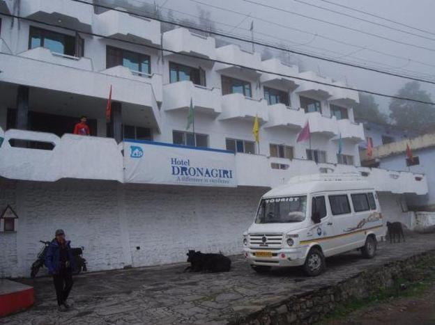 hotel dronagiri