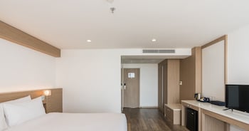 rattanachol hotel