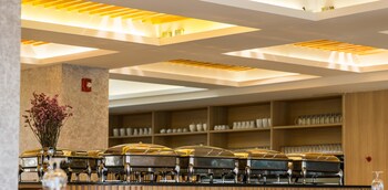 Rattanachol Hotel,Chonburi>>Chon Buri,4 star