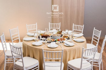 Rattanachol Hotel,Chonburi>>Chon Buri,4 star