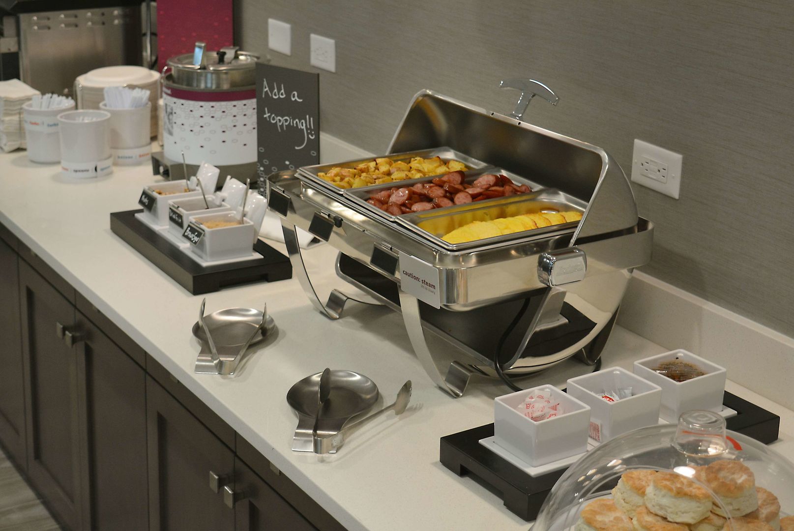 hampton inn and suites philadelphia media