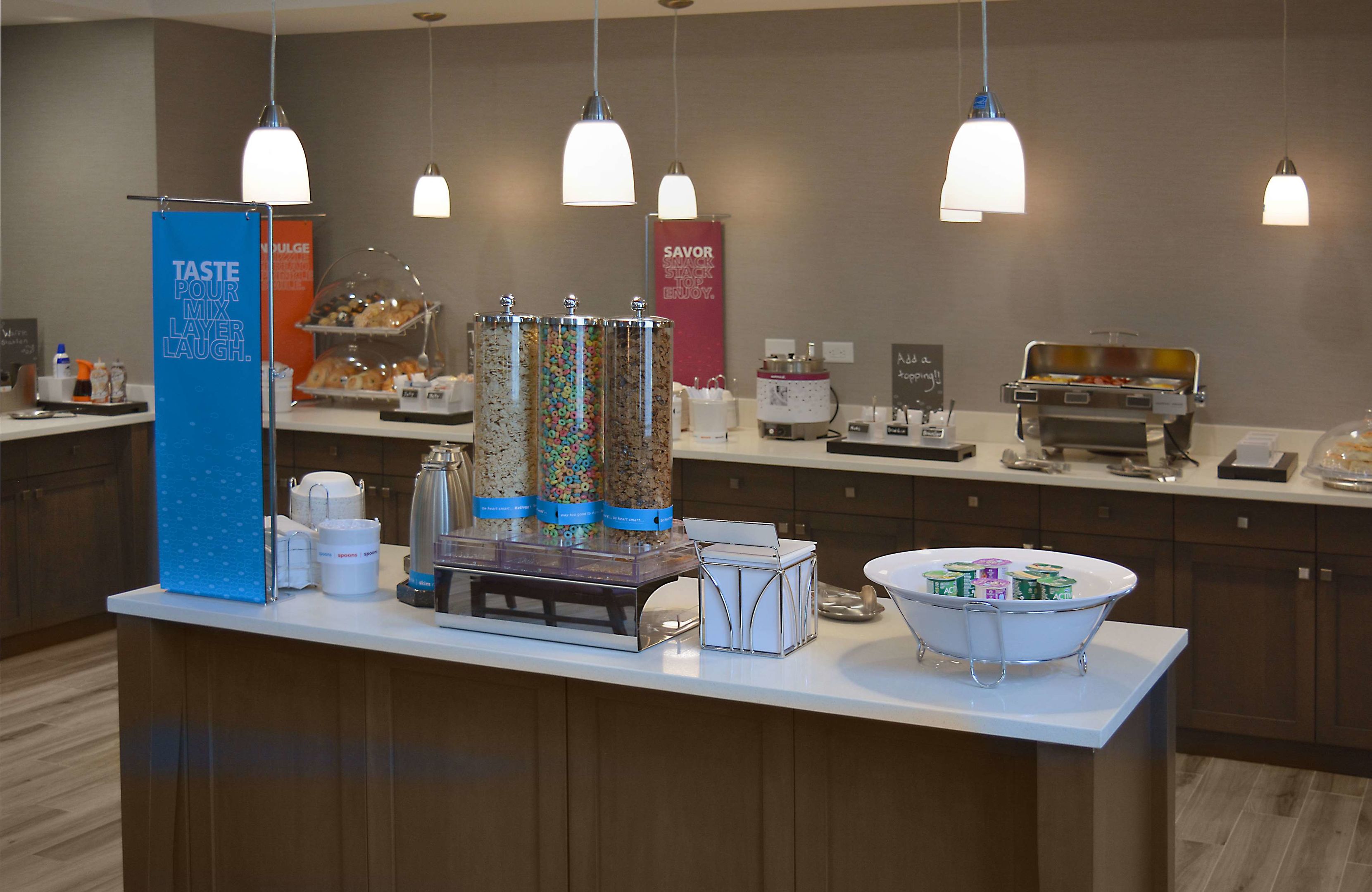 hampton inn and suites philadelphia media