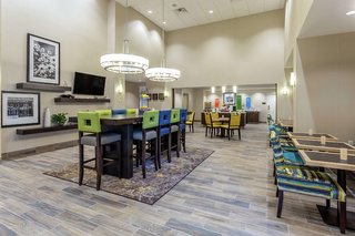 hampton inn and suites burlington