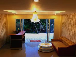 Jim's Castle Inn,In Coron (Coron Town Proper),2 star