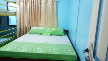 yellow house vacation rental