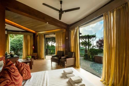 West 35 Eco Mountain Resort,Balamban>>Arpili,3 star