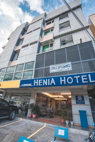 henia hotel