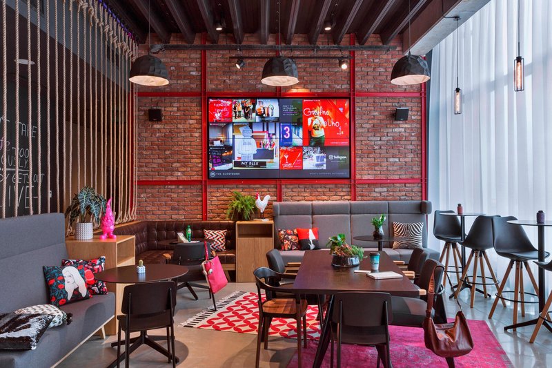 moxy katowice airport