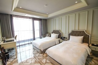 Golden Tulip Ever Yongin,Gyeonggi>>Gwangju,3.5 star