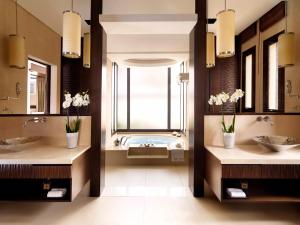 Anantara The Palm Dubai Resort,Jumeirah>>Dubai,5 star