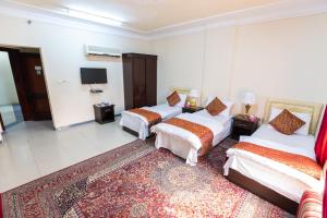 al eairy furnished apt al madinah 3