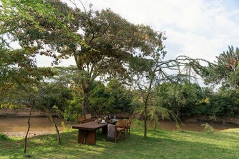 olengoti safari camp east africa camps