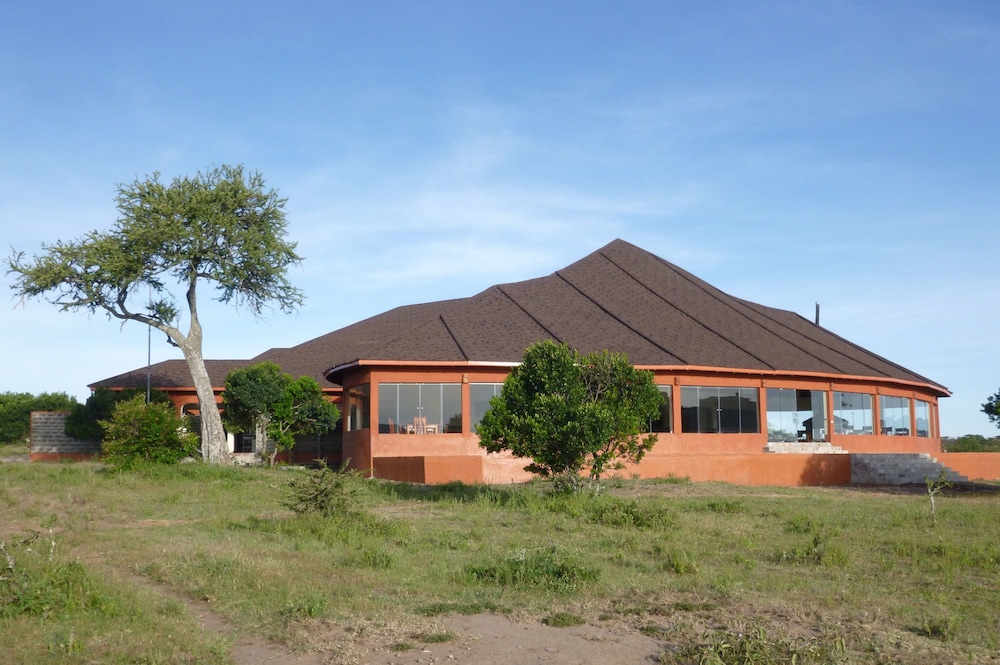 simba and oryx nature camp