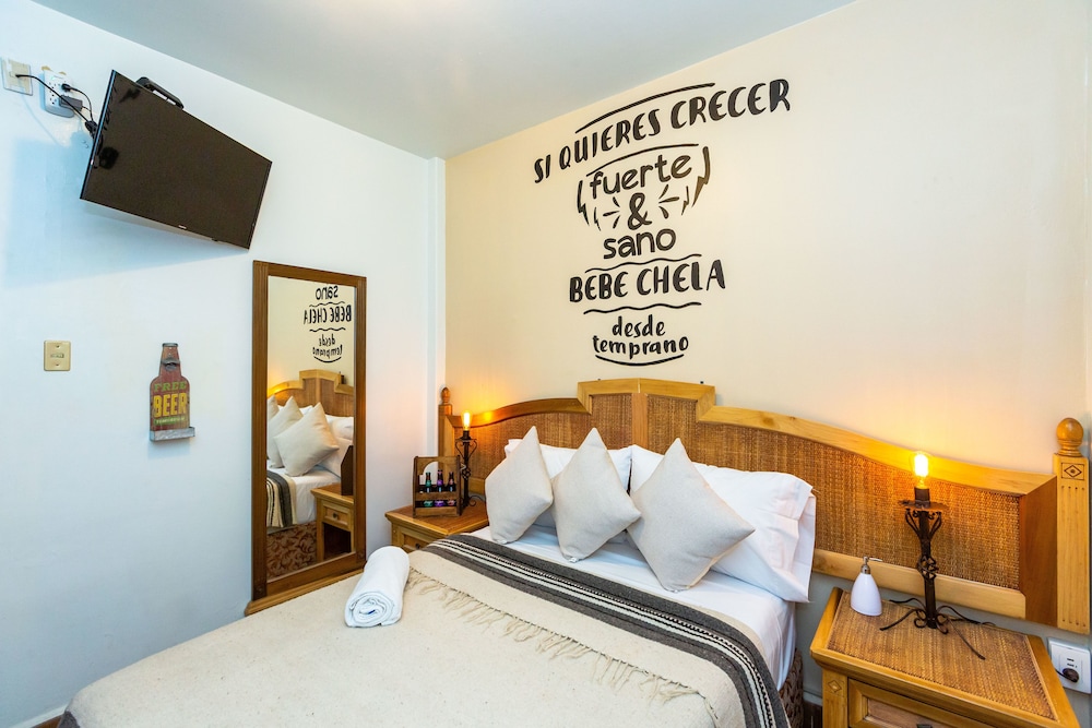 mala vecindad beer hotel