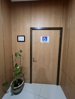 d arc hotel