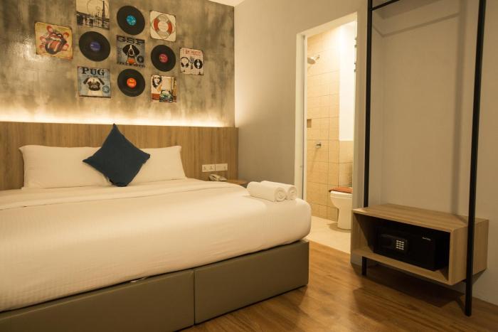 ciq hotel at jalan trus