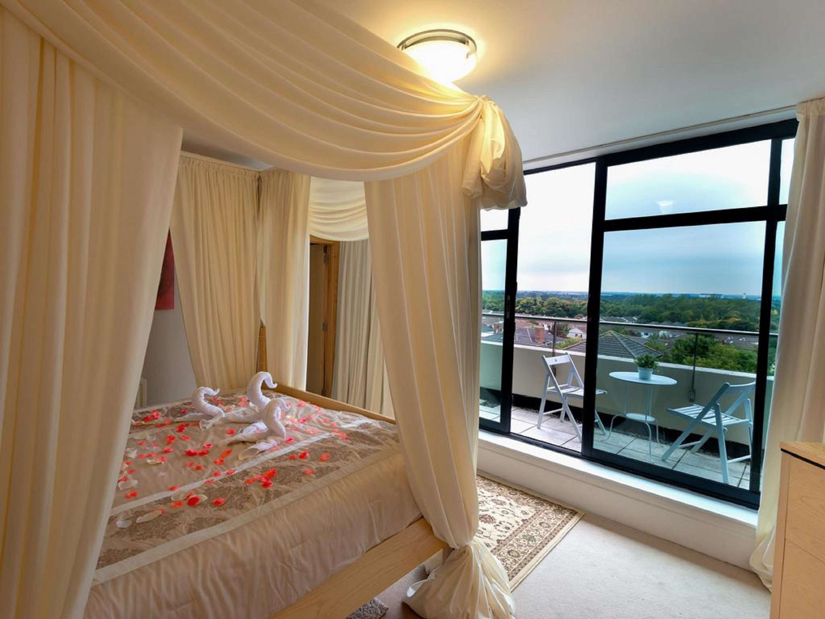 the green isle hotel dublin