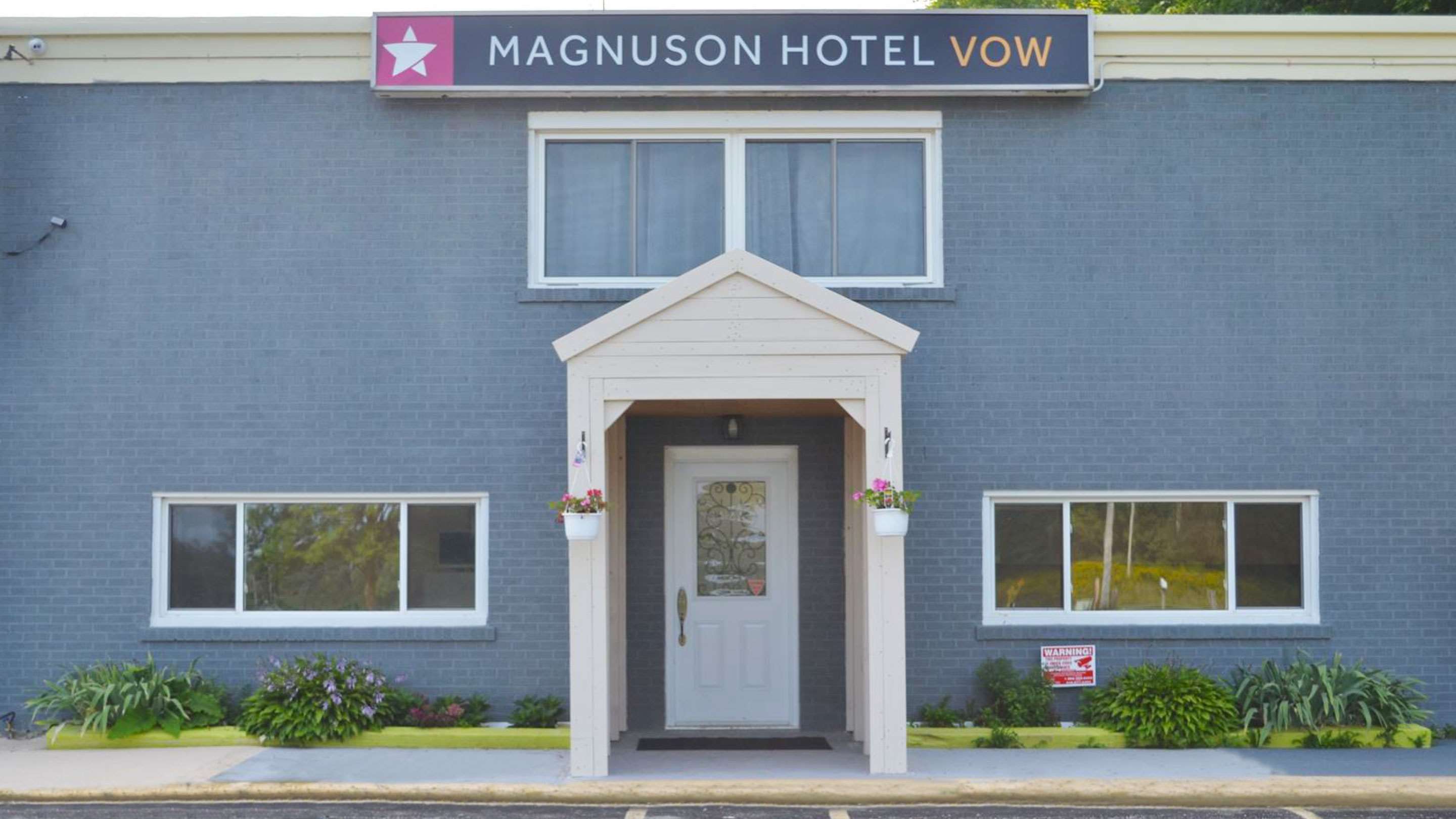 magnuson hotel vow