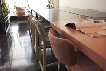 alt hotel calgary east village