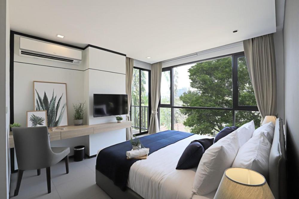 alix bangkok hotel