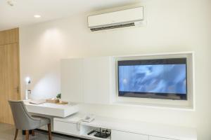 alix bangkok hotel
