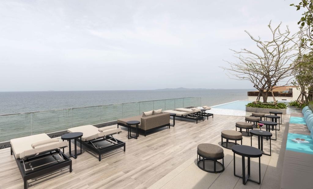 u jomtien pattaya