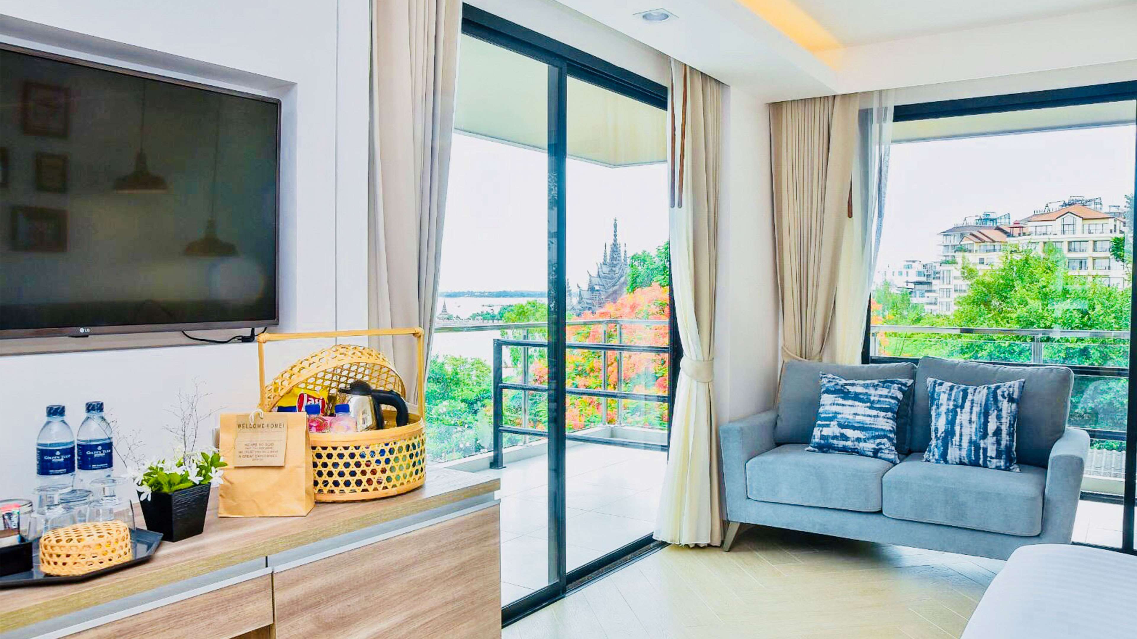 golden tulip pattaya beach resort