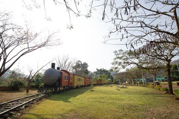 the secret cliff boutique resort