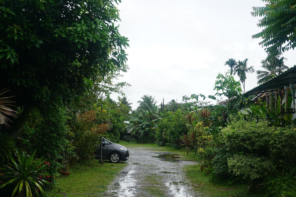 sabaidee resort satun