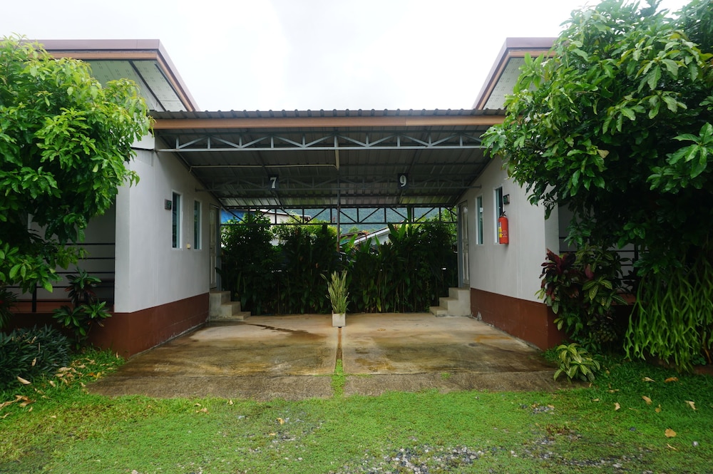 sabaidee resort satun