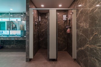 the victory view hostel adults only