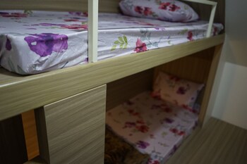 the victory view hostel adults only