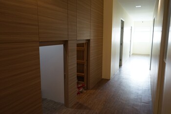 the victory view hostel adults only