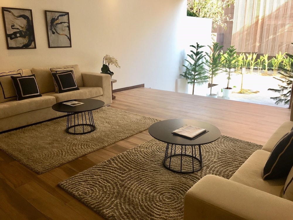 pool suite chiang mai