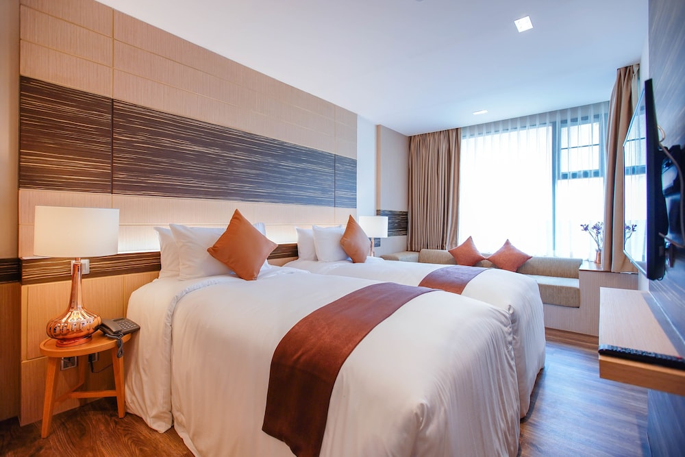 pool suite chiang mai