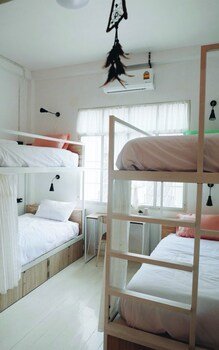 concept yard chiangrai adults only hostel