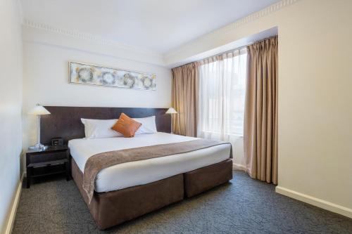 hotel grand chancellor adelaide