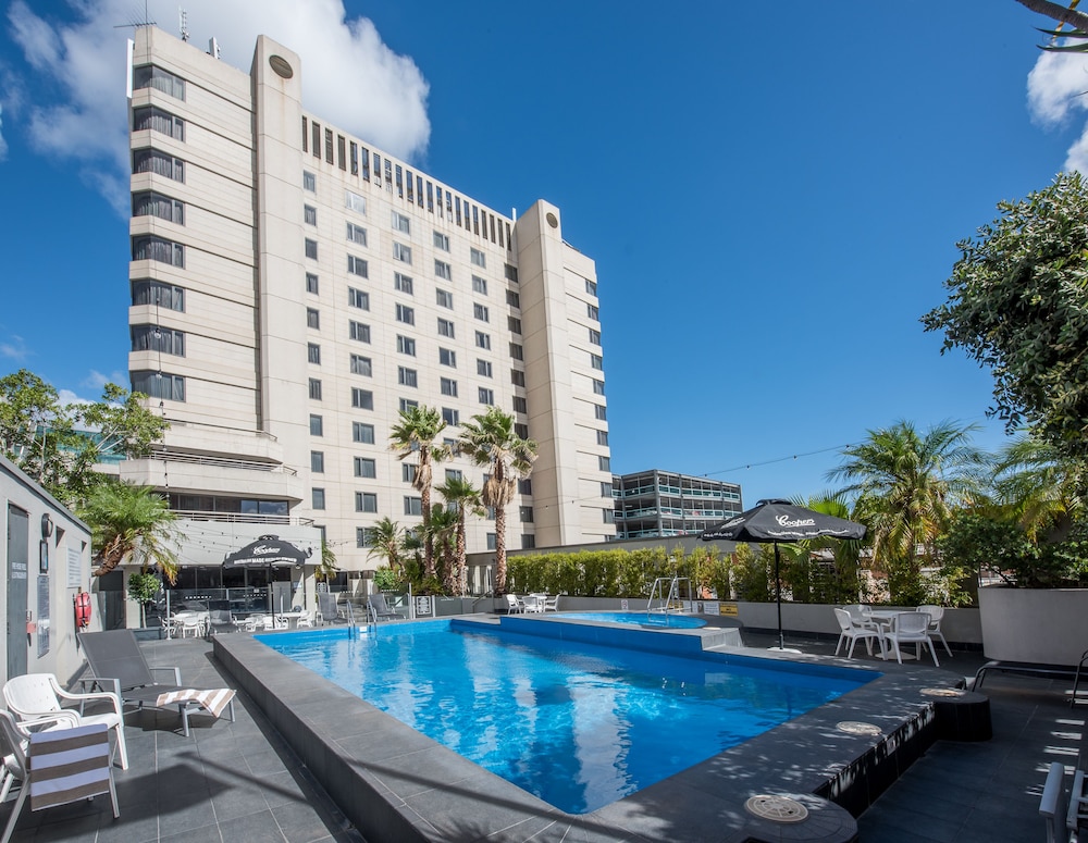 hotel grand chancellor adelaide