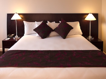 hotel grand chancellor adelaide