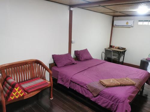 baan khun ya ayutthaya