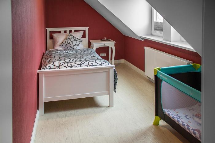 hotel and pension villa laluna