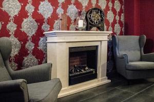 hotel and pension villa laluna