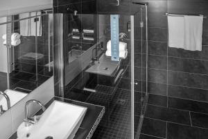 hotel and pension villa laluna