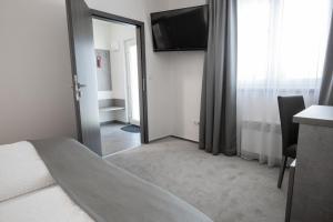 Fast Lane Hotel,Barweiler>>Ahrweiler,3 star