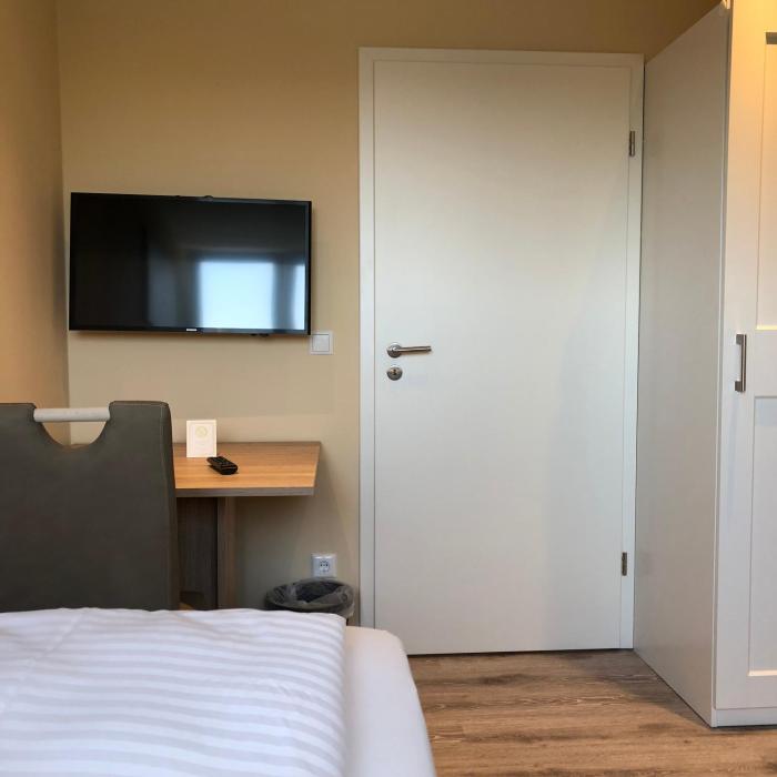 hotel select suites and aparts