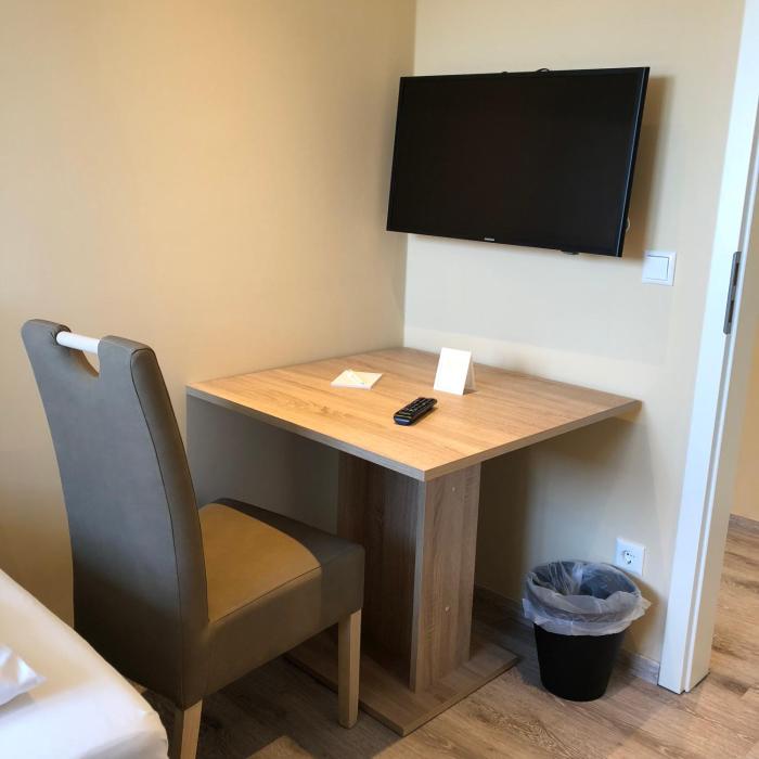hotel select suites and aparts