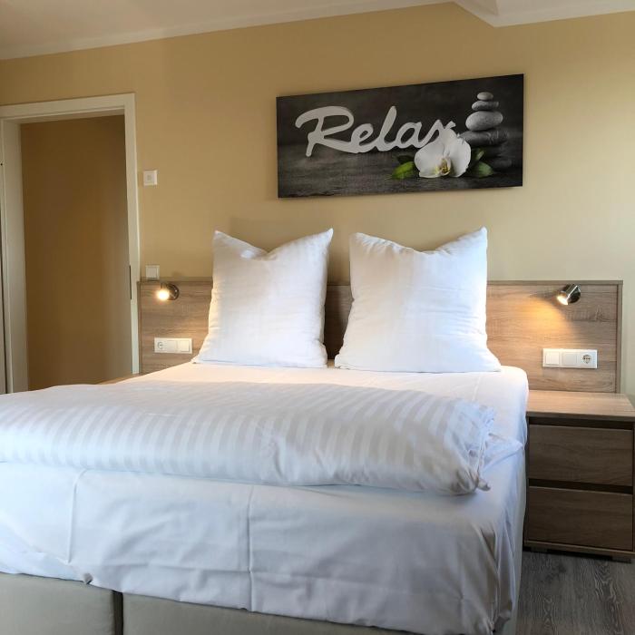 hotel select suites and aparts