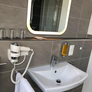 hotel select suites and aparts