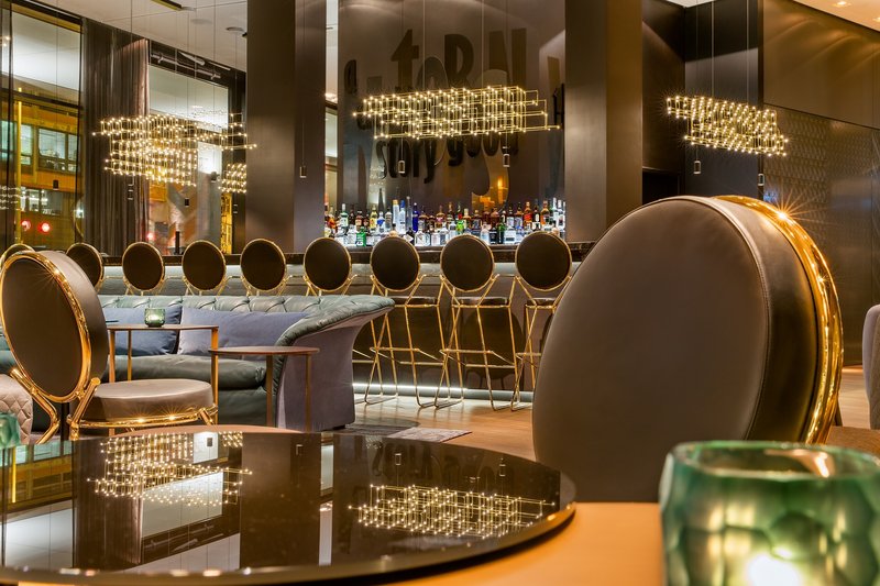 motel one frankfurt romer